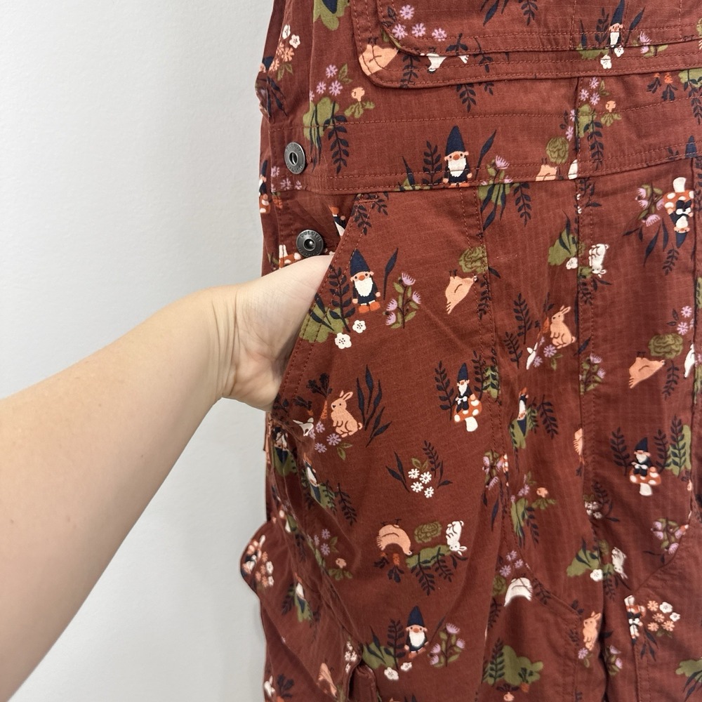 Duluth Trading Overalls M Gnome Shortalls Novelty Gardening Bunnies Barn Chicken - Picture 6 of 16